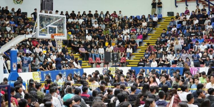 Guía de estudio para examen de ingreso a la UMSNH son gratuitas, no te dejes engañar