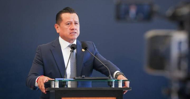 Captura FGE a “La Galleta”, presunto generador de violencia en la región lacustre de Michoacán