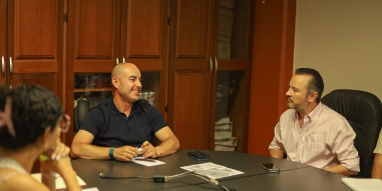 Adolfo Torres atiende de manera directa peticiones de diversas colonias de Morelia