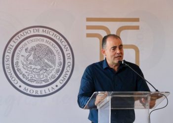Destaca Baltazar Gaona labor humanista de especialistas que brindan atención a menores con espina bífida
