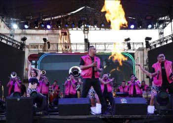 Banda La Más Fresona prende festejos del 485 Aniversario de Morelia