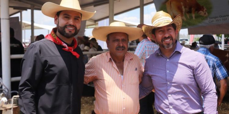 Ganadería fortalece economía y empleo en Michoacán: Octavio Ocampo