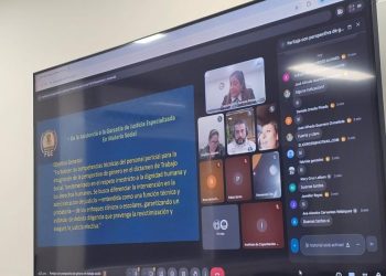 Fortalece Carlos Torres Piña actuación del personal con capacitación en peritaje con perspectiva de género