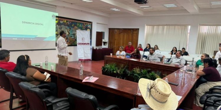 Carlos Torres Piña fortalece coordinación con municipios para mejorar atención a víctimas y canalización de denuncias