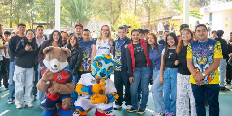 Bachillerato nicolaita con alta demanda de nuevo ingreso; pase universal, un éxito