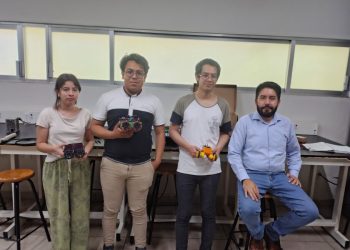 Nicolaitas destacados en robótica con miras a participar en la Copa Futbol MX 2026