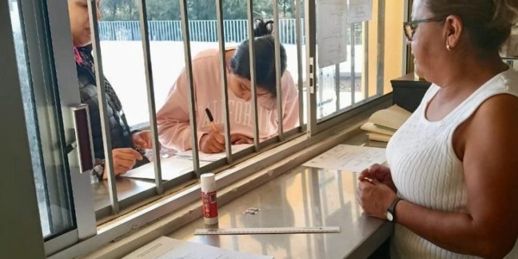 ¡Que no se te pase! Mañana inicia la entrega de fichas para Escuelas Normales