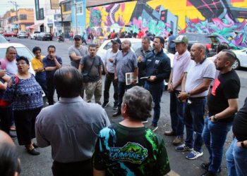 Yankel Benítez instruye mejora de servicios en colonia Juárez