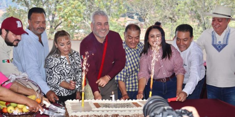 La riqueza gastronómica de Michoacán se vive en el Mercado de Pátzcuaro