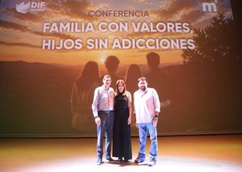 Gran recepción a conferencias sobre prevención y valores familiares, del DIF Morelia