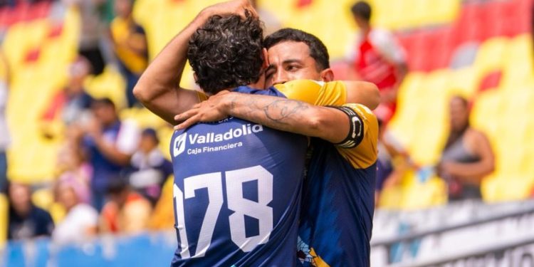 El estadio Morelos vuelve a ser casa de los Zorros