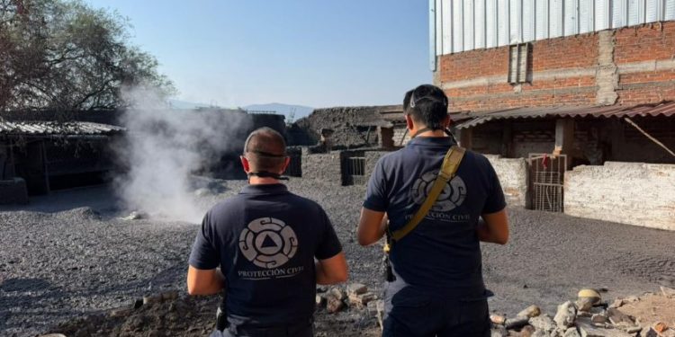PC estatal atiende actividad hidrotermal registrada en Ixtlán