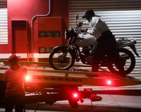 Policía Morelia asegura más de 10 motocicletas irregulares en operativo vial